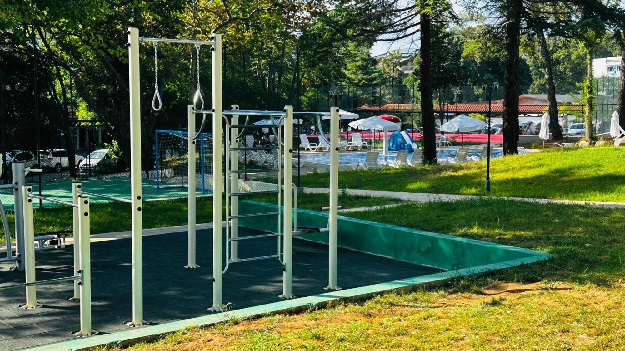 Queen Nelly Park Kiten  Bagian luar foto