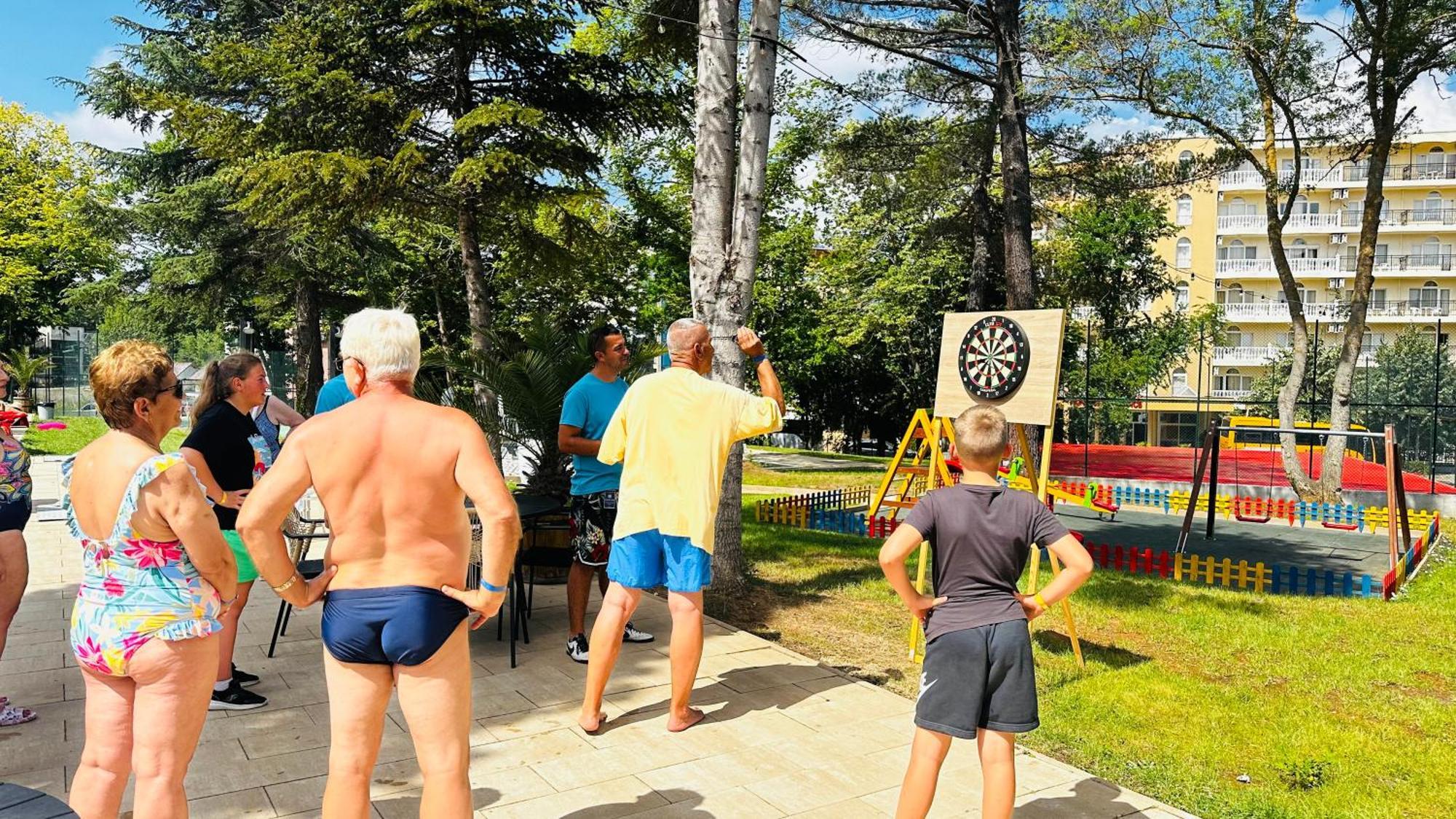 Queen Nelly Park Kiten  Bagian luar foto